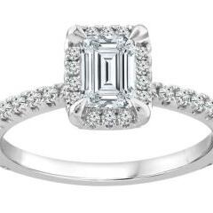 18ct White Gold Emerald Cut Lab Grown Diamond Ring_0