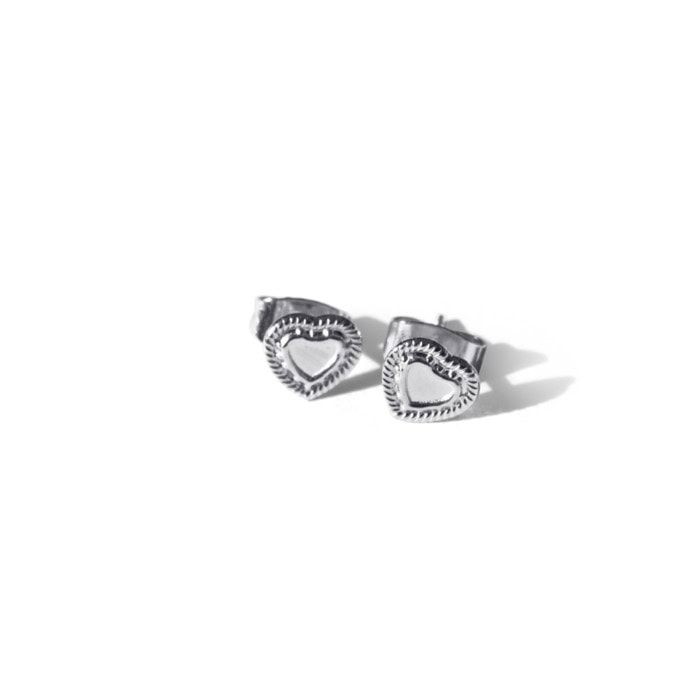 Edged Silver Heart Earrings_0